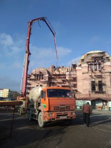 Бетонный свод над трапезной