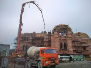 Бетонный свод над трапезной