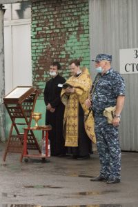 Построение по случаю отправки сводного отряда полиции