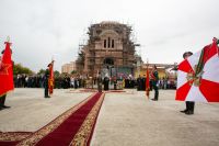 Освящение колокола и передача боевых знамен