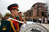 Освящение колокола и передача боевых знамен