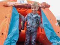 Освящение колокола и передача боевых знамен