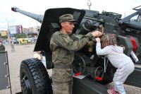 Освящение колокола и передача боевых знамен