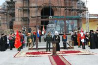 Освящение колокола и передача боевых знамен