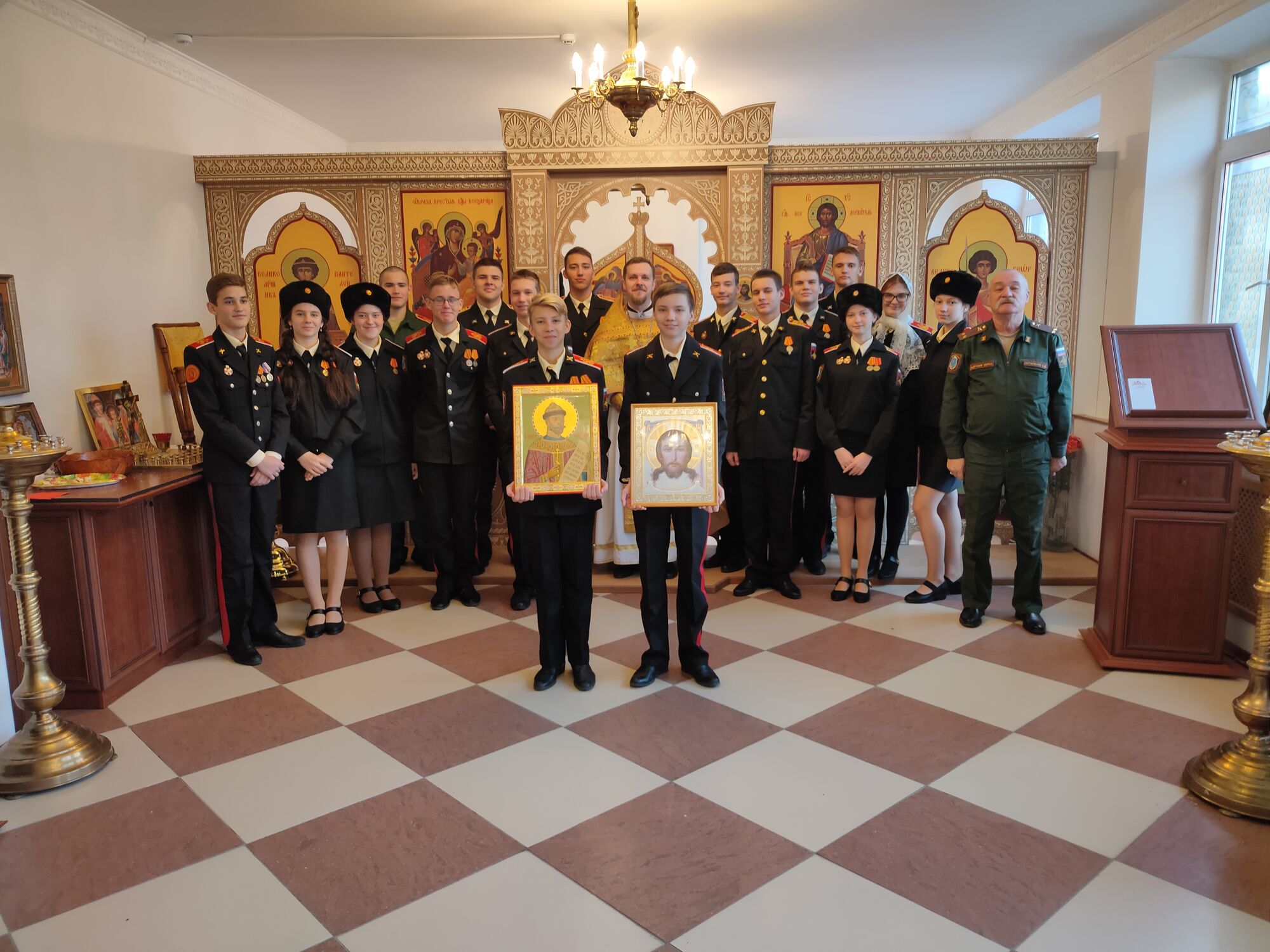 Божественная Литургия в домовом храме при кадетском корпусе ДГТУ