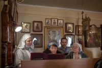 Литургия в госпитальном храме