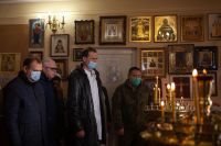 Литургия в госпитальном храме