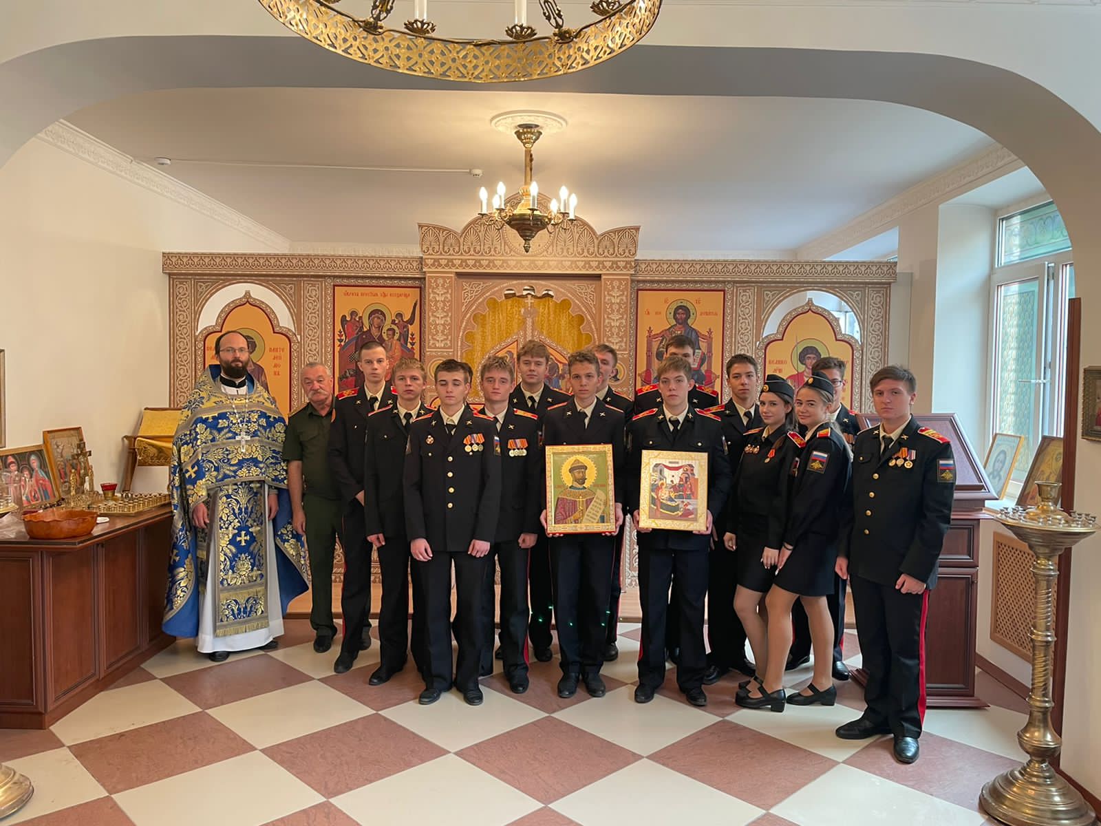 Литургия в кадетском корпусе