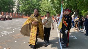 Торжественное построение