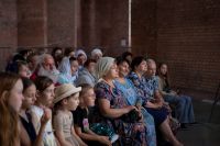 «Поезд в новогоднюю ночь»