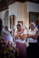 Кресту, верных спасению, покланяемся