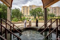 Таинство Крещения в купели Георгиевского парка