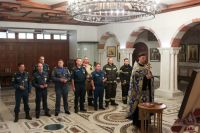 В день празднования иконы Божией Матери "Неопалимая Купина", в нашем храме перед чтимым образом был совершен молебен, который возглавил благочинный приходов Западного округа иерей Александр Литвиненко. В день празднования иконы Божией Матери "Неопалимая Купина", в нашем храме перед чтимым образом был совершен молебен, который возглавил благочинный приходов Западного округа иерей Александр Литвиненко.