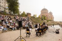 Мелодии Моцарта, Брамса, Верди, Штрауса, Легара и других классиков звучали в воскресенье в Георгиевском парке. Мелодии Моцарта, Брамса, Верди, Штрауса, Легара и других классиков звучали в воскресенье в Георгиевском парке.