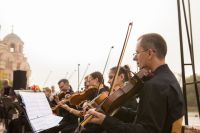 Мелодии Моцарта, Брамса, Верди, Штрауса, Легара и других классиков звучали в воскресенье в Георгиевском парке. Мелодии Моцарта, Брамса, Верди, Штрауса, Легара и других классиков звучали в воскресенье в Георгиевском парке.