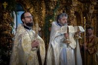 В Воскресенском войсковом соборе прошли богослужения навечерия Рождества Христова.