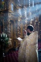 В Воскресенском войсковом соборе прошли богослужения навечерия Рождества Христова.