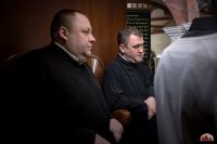 Божественную литургию в криптовом храме совершил митрополит Меркурий.