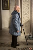 Божественную литургию в криптовом храме совершил митрополит Меркурий.