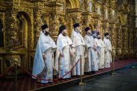 Епископ Таганрогский Артемий совершил Божественную литургию в войсковом соборе Воскресения Христова