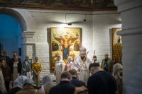 Епископ Таганрогский Артемий совершил Божественную литургию в войсковом соборе Воскресения Христова