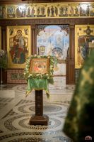 Поздравляем с праздником Святой Троицы!