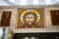 Мозаичное убранство алтаря в храме святого Георгия Победоносца. Мозаичное убранство алтаря в храме святого Георгия Победоносца.