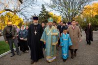 Настоятель сопровождает принесение списка Донской иконы Божией Матери в Калмыкию Настоятель сопровождает принесение списка Донской иконы Божией Матери в Калмыкию