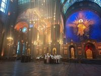 Литургия в Патриаршем соборе во имя Воскресения Христова Литургия в Патриаршем соборе во имя Воскресения Христова