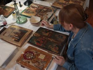 Мастер-класс по реставрации древних икон под руководством Ирины Павловны Гефдинг