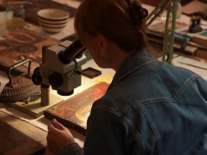 Мастер-класс по реставрации древних икон под руководством Ирины Павловны Гефдинг