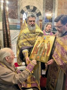 Освящение иконы Глинских старцев