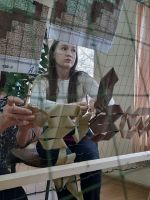 Поездка в центр плетения маскировочных сетей