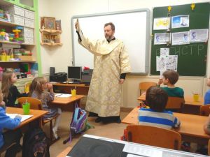 Дьякон Алексий в гостях у Родничка