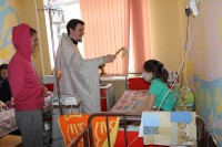 Молебен в детской областной больнице