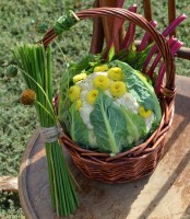 Праздник в честь годовщины школы церковных звонарей и открытия школы флористики