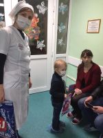 Поздравление с Рождеством детей в областной больнице