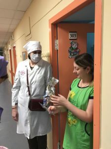 Сестры посетили детскую областную больницу Сестры посетили детскую областную больницу