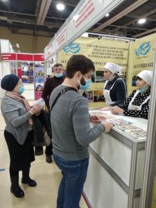 Выставочный стенд Отдела по церковной благотворительности