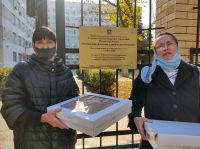 Акция в поддержку врачей, работающих в «красных зонах»