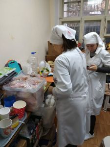 Помощь в военном госпитале