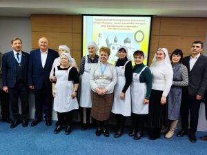 Служба сестричества на выставке Служба сестричества на выставке