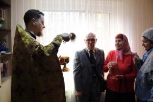 Поздравление пенсионеров