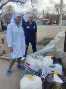 Помощь раненым бойцам