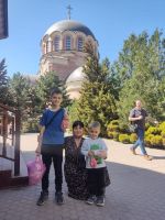 Всю пасхальную седмицу наши сестры милосердия поздравляли своих подопечных.