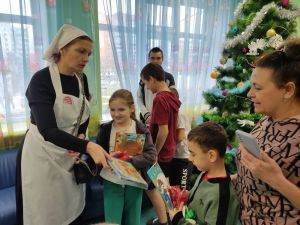 Дари радость на Рождество