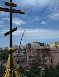 Строительство продолжается