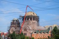 Заливка бетоном большого купола