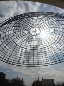 Установка каркаса для кровли