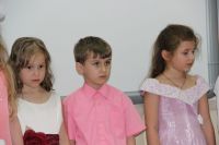 Выпускной утренник для детей старшей группы "Родничка"